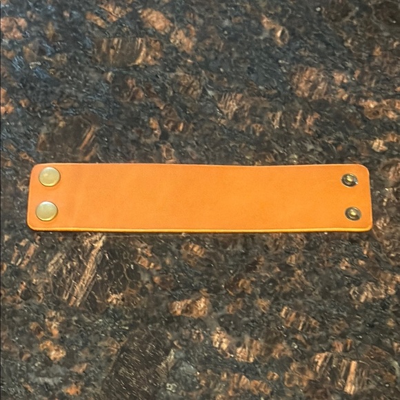 Vegan Tan Handmade Leather Bracelet with Gold Hardware - Picture 3 of 8